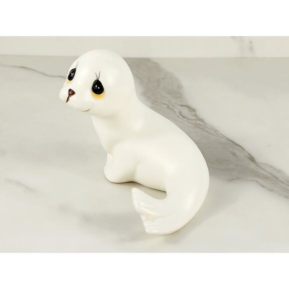 Baby Seal Sad Eyes Figurine 4" Ceramic 80s Home Decor Mexico by Oxford Vintage - Picture 5 of 16
